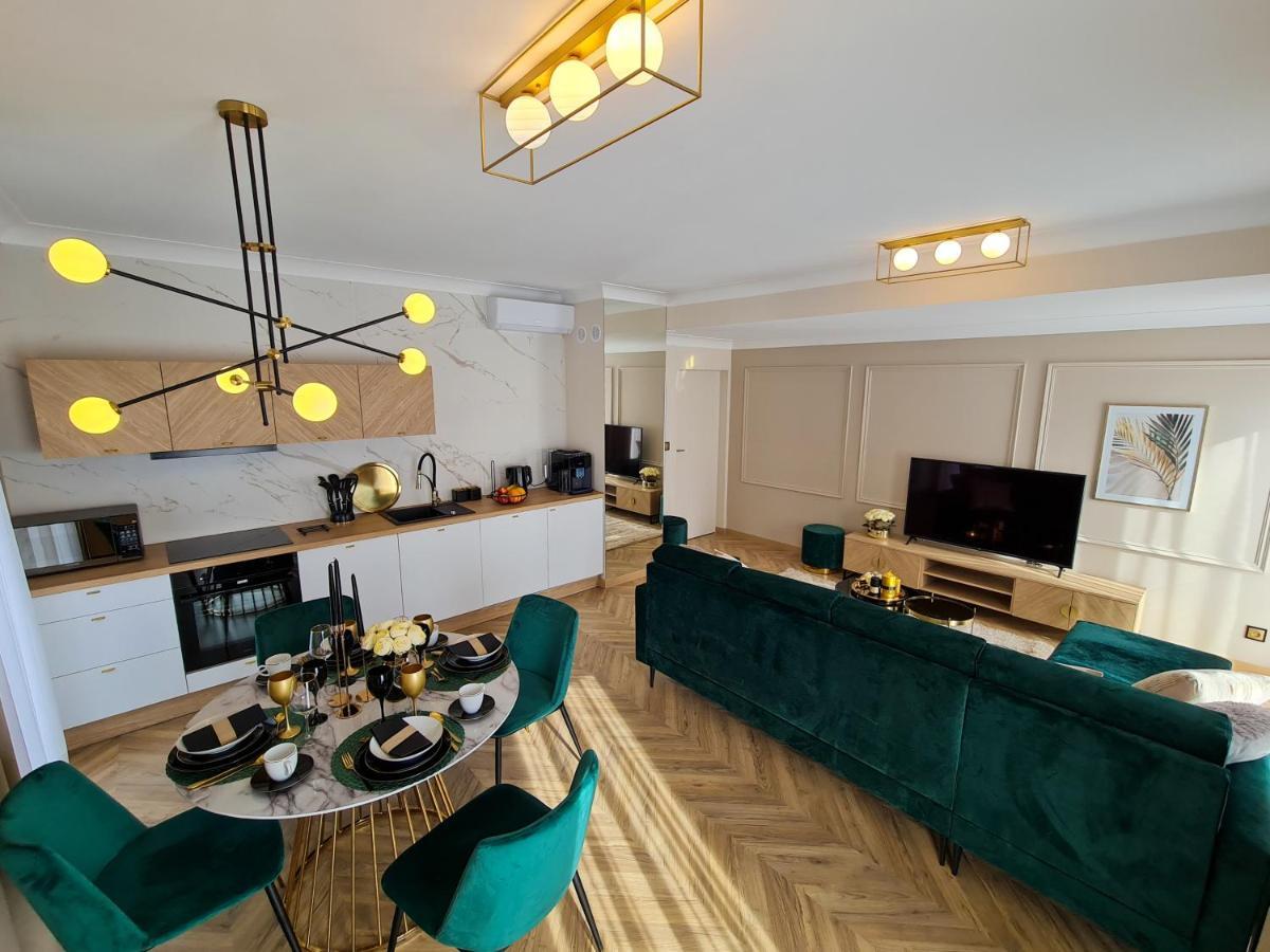 Apartamenty Hallera 4 亚罗钦 外观 照片